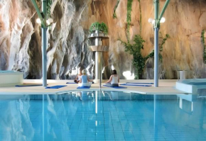 Holiday Spa Executive Apartment 123 w Sauna Jacuzzi Tampere